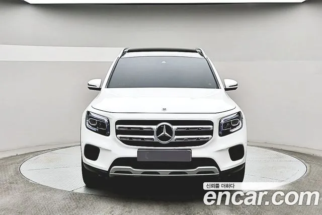 Mercedes-Benz GLB- X247 GLB200 d