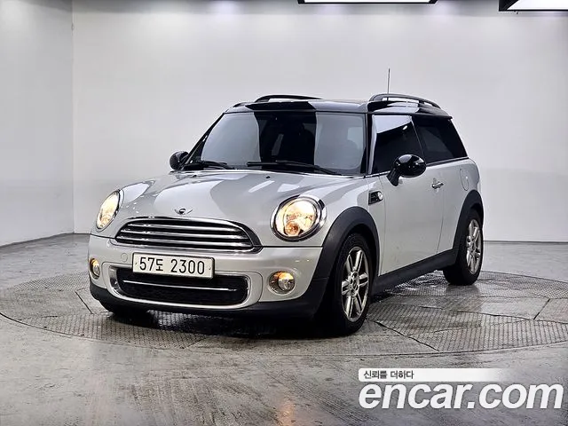 MINI Cooper D Clubman Base 1