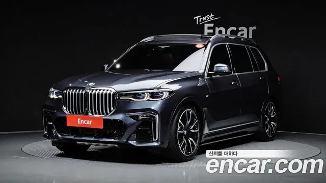 BMW X7 (G07) xDrive 30d M 6