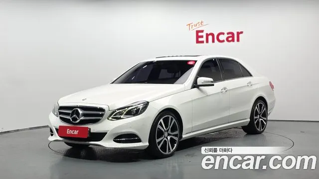 Mercedes-Benz E- W212 E220 CDI