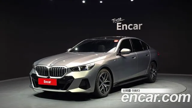 BMW 5 (G60) 520i M