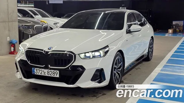 BMW 5 (G60) 520i M