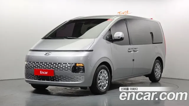 Hyundai Staria 4WD 9