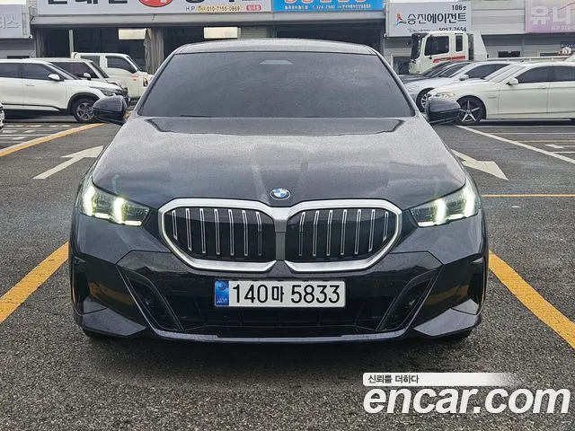 BMW 5 (G60) 520i M