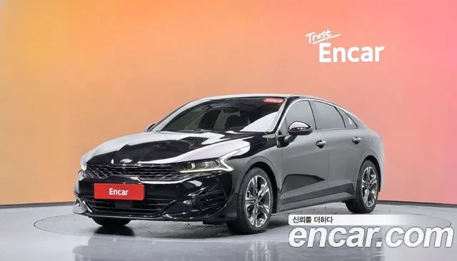 Kia K5 III 2.0 Signature