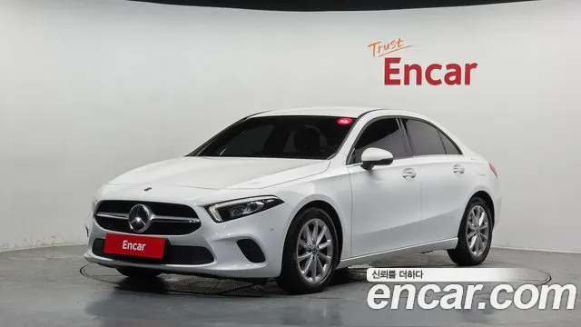 Mercedes-Benz A- W177 A220