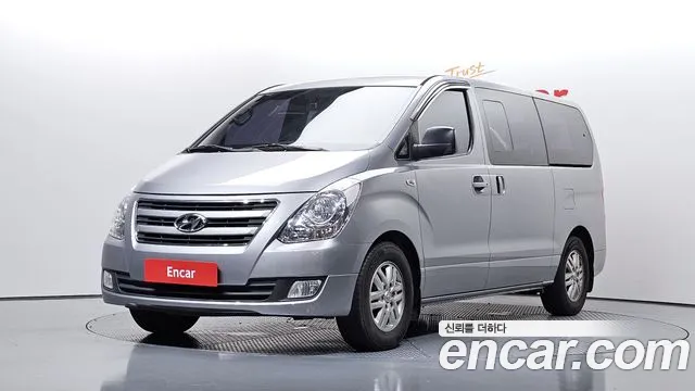 Hyundai Grand Starex 12