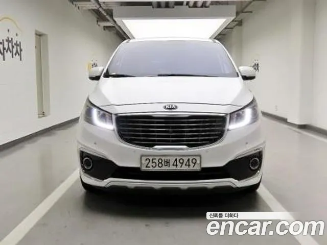Kia All New Carnival 9 Prestige