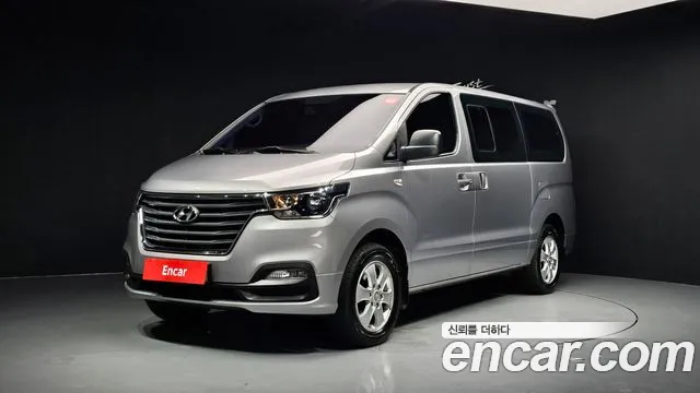 Hyundai The New Grand Starex 4WD 12