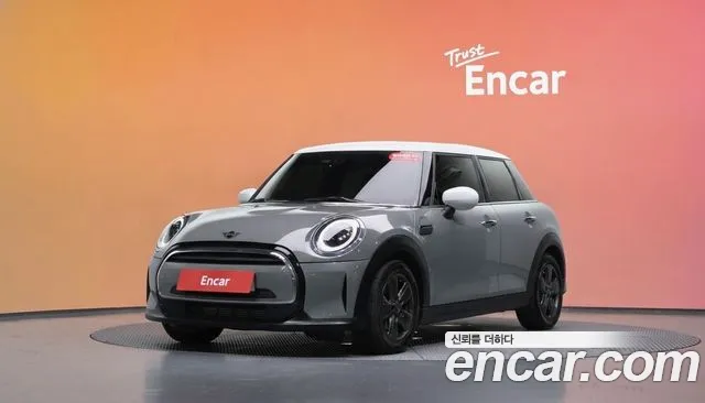 MINI Cooper 5 3