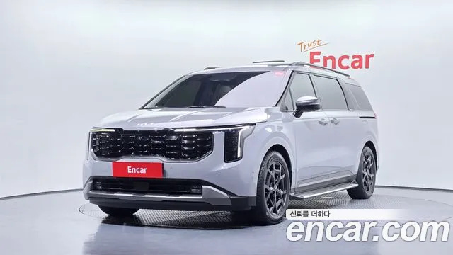Kia The New Carnival 4 HEV 9