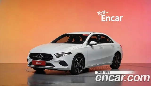 Mercedes-Benz A- W177 A220