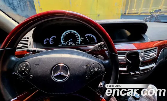 Mercedes-Benz S- W221 S600L