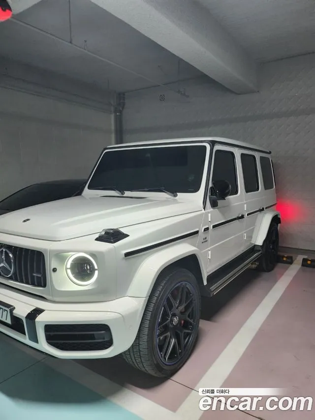 Mercedes-Benz G- W463b AMG G63