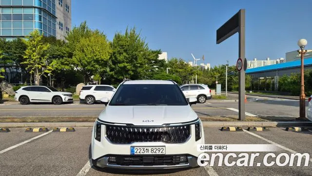 Kia The New Carnival 4 HEV 9 Noblesse