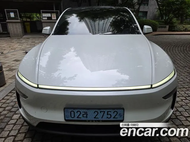 Tesla Y RWD
