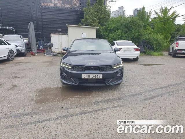 Kia K5 III 2.0 Signature