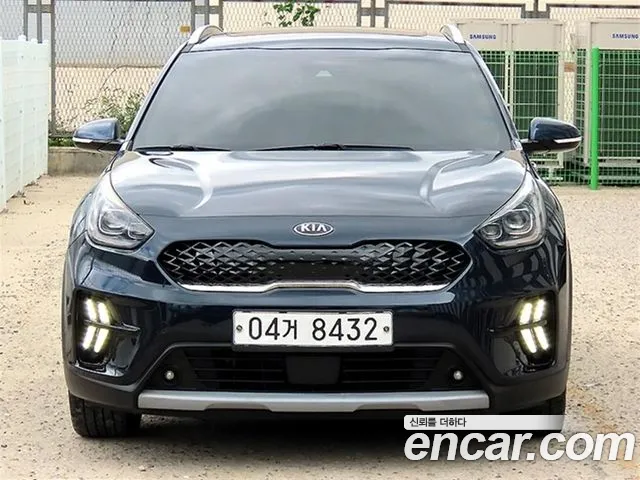 Kia The New Niro 1.6 HEV Noblesse