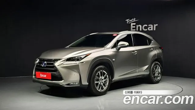 Lexus NX300h