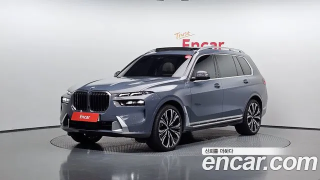BMW X7 (G07) xDrive 40i 6