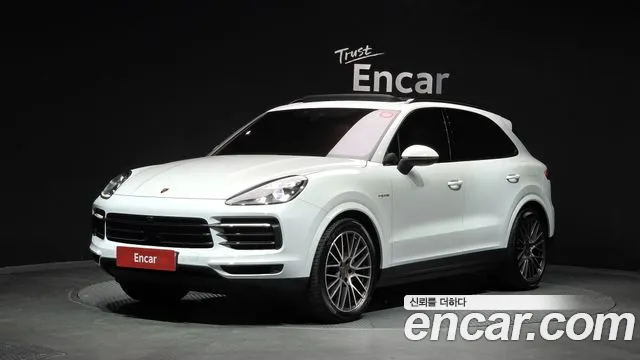 Porsche Cayenne (PO536) 3.0 E-Hybrid