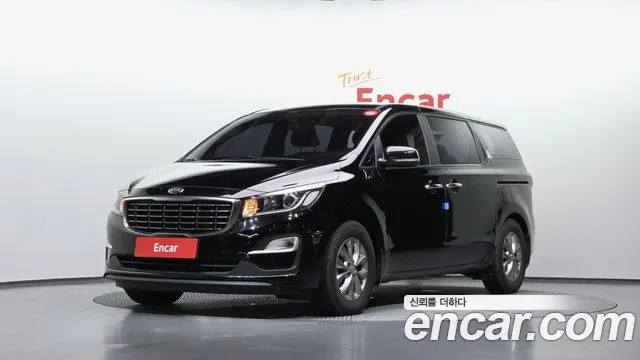 Kia The New Carnival 11