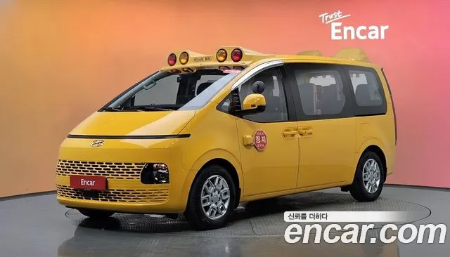 Hyundai Staria L3.5 15
