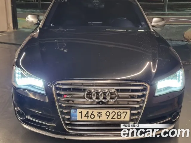 Audi S8 4.0 TFSI D4