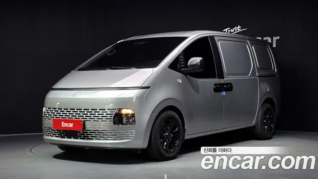 Hyundai Staria 3