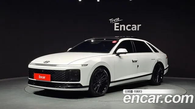 Hyundai Grandeur Hybrid (GN7)