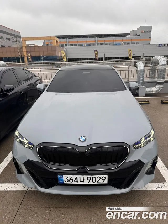 BMW 5 (G60) 520i M