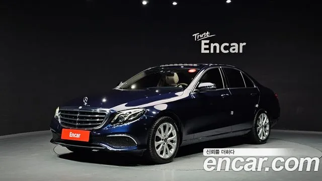 Mercedes-Benz E- W213 E220d Exclusive