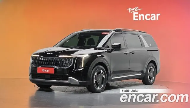 Kia The New Carnival 4 HEV 9 Signature