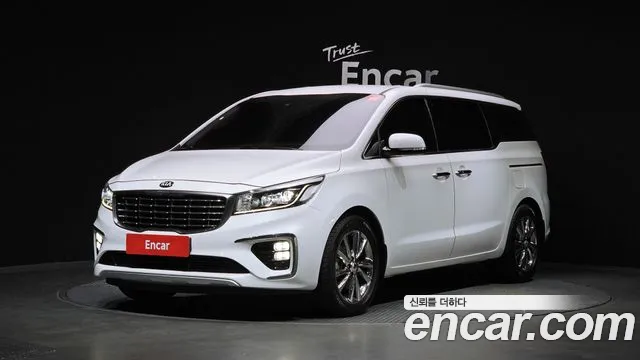 Kia The New Carnival 9 Noblesse