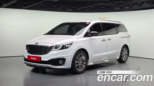 Kia All New Carnival 9 Prestige