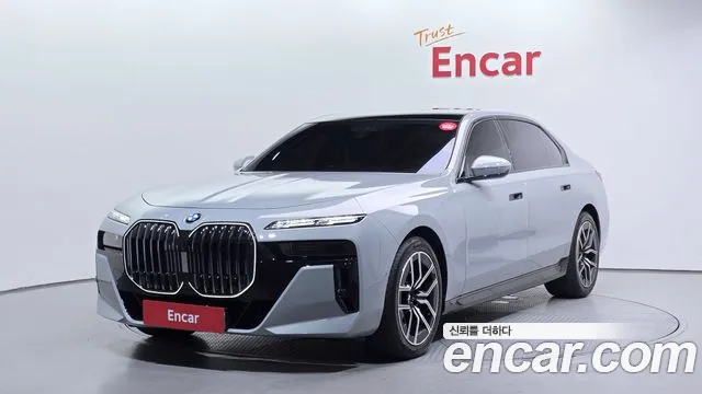 BMW 7 (G70) 740i xDrive M