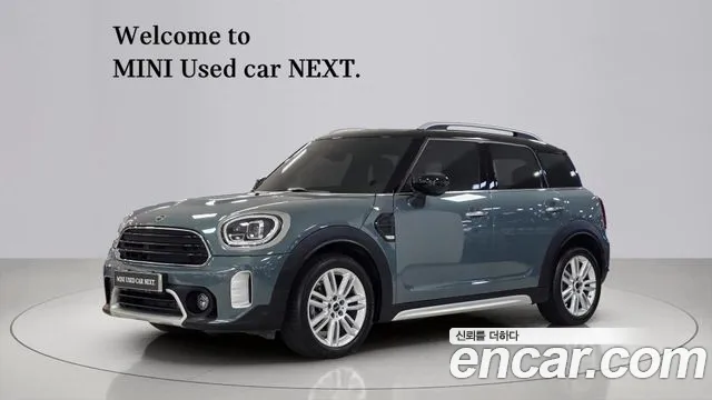 MINI Cooper Countryman 2