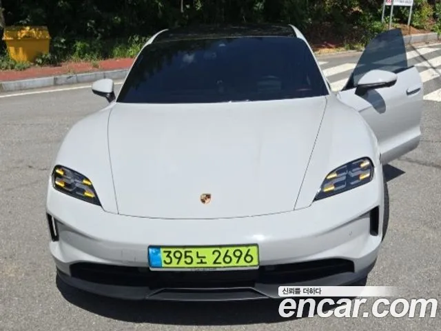 Porsche Taycan 4S