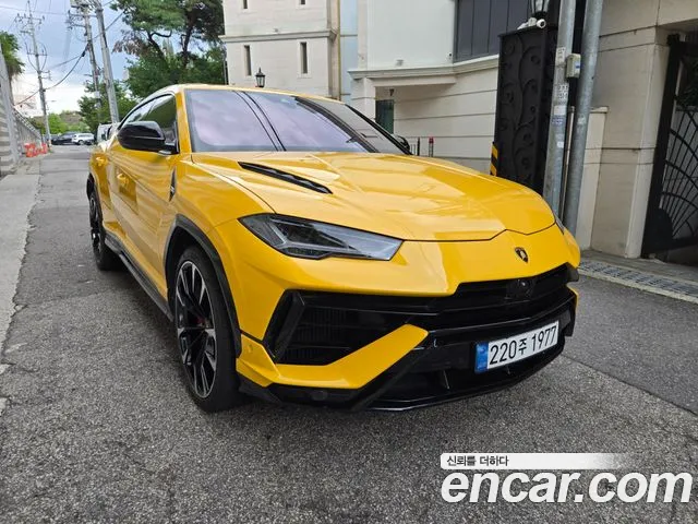 Lamborghini 4.0 V8 S