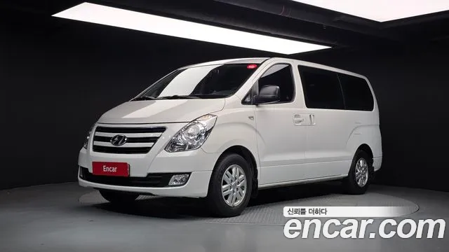 Hyundai Grand Starex 3