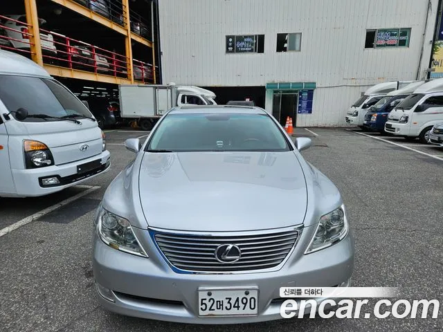 Lexus LS460 STD XF40