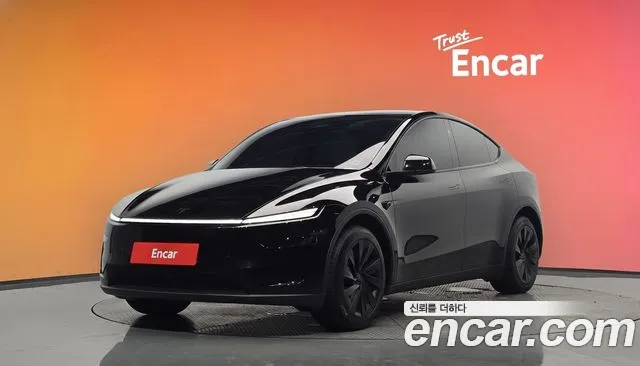Tesla Y RWD