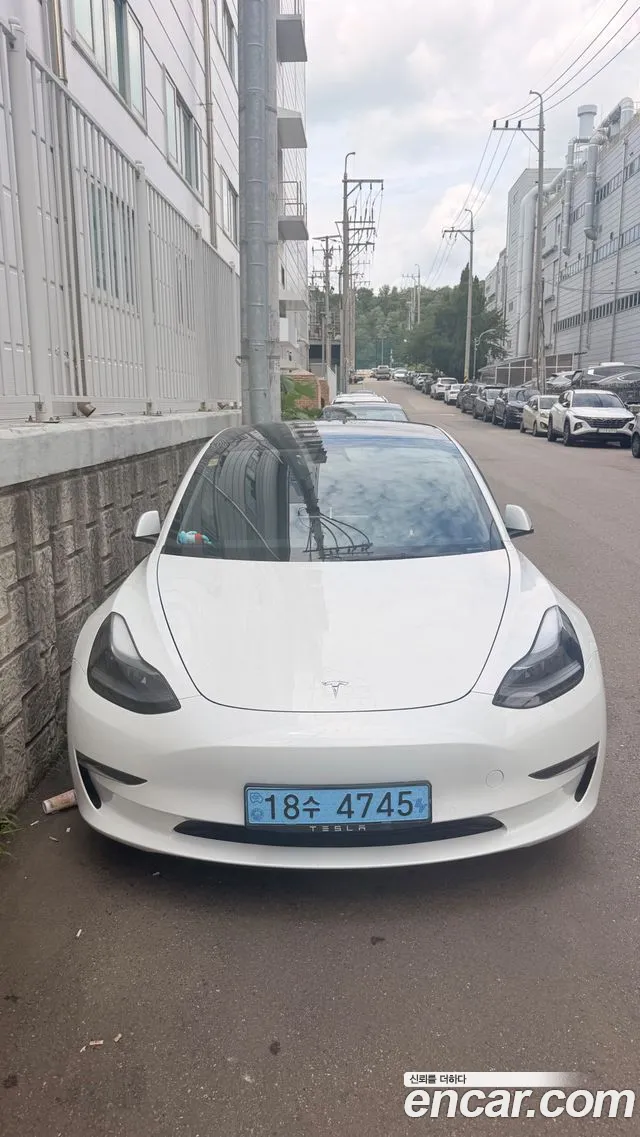 Tesla 3 AWD