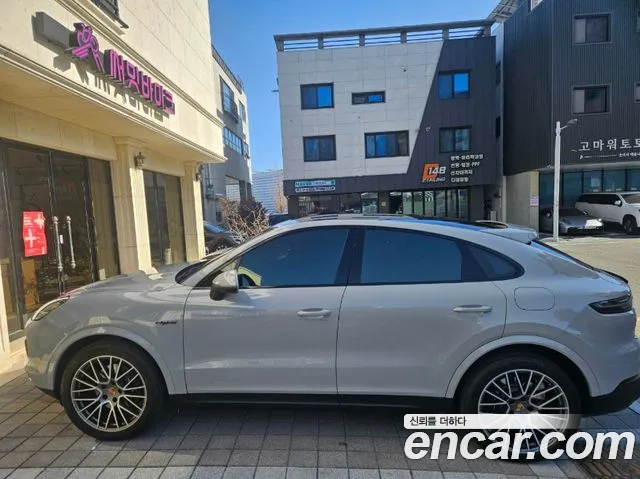 Porsche Cayenne (PO536) 3.0 E-Hybrid