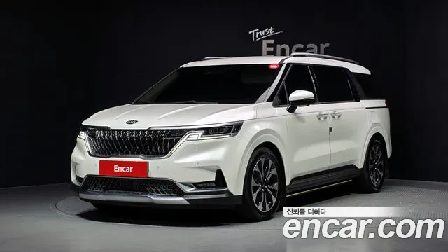 Kia Carnival 4 Gasoline 7 Signature