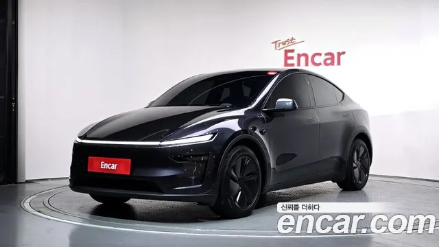 Tesla Y RWD