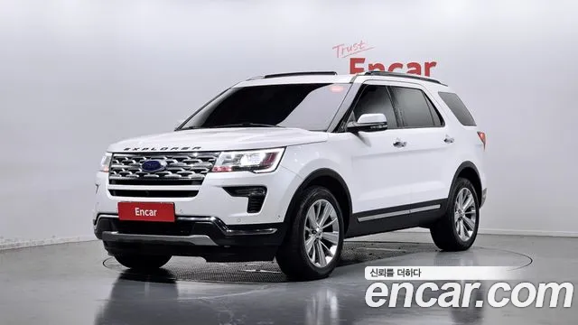 Ford Explorer 2.3 Limited 4WD 5