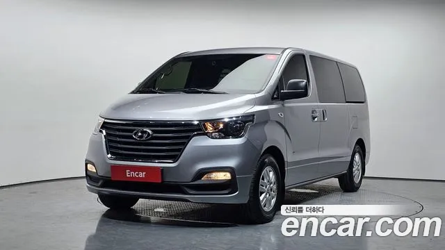 Hyundai The New Grand Starex 3
