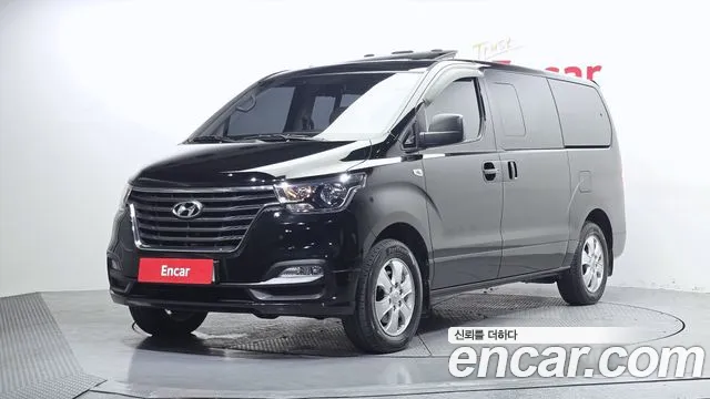 Hyundai The New Grand Starex 4WD 12