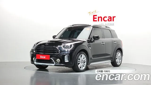 MINI Cooper Countryman 2